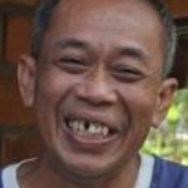 Roem Topatimasang