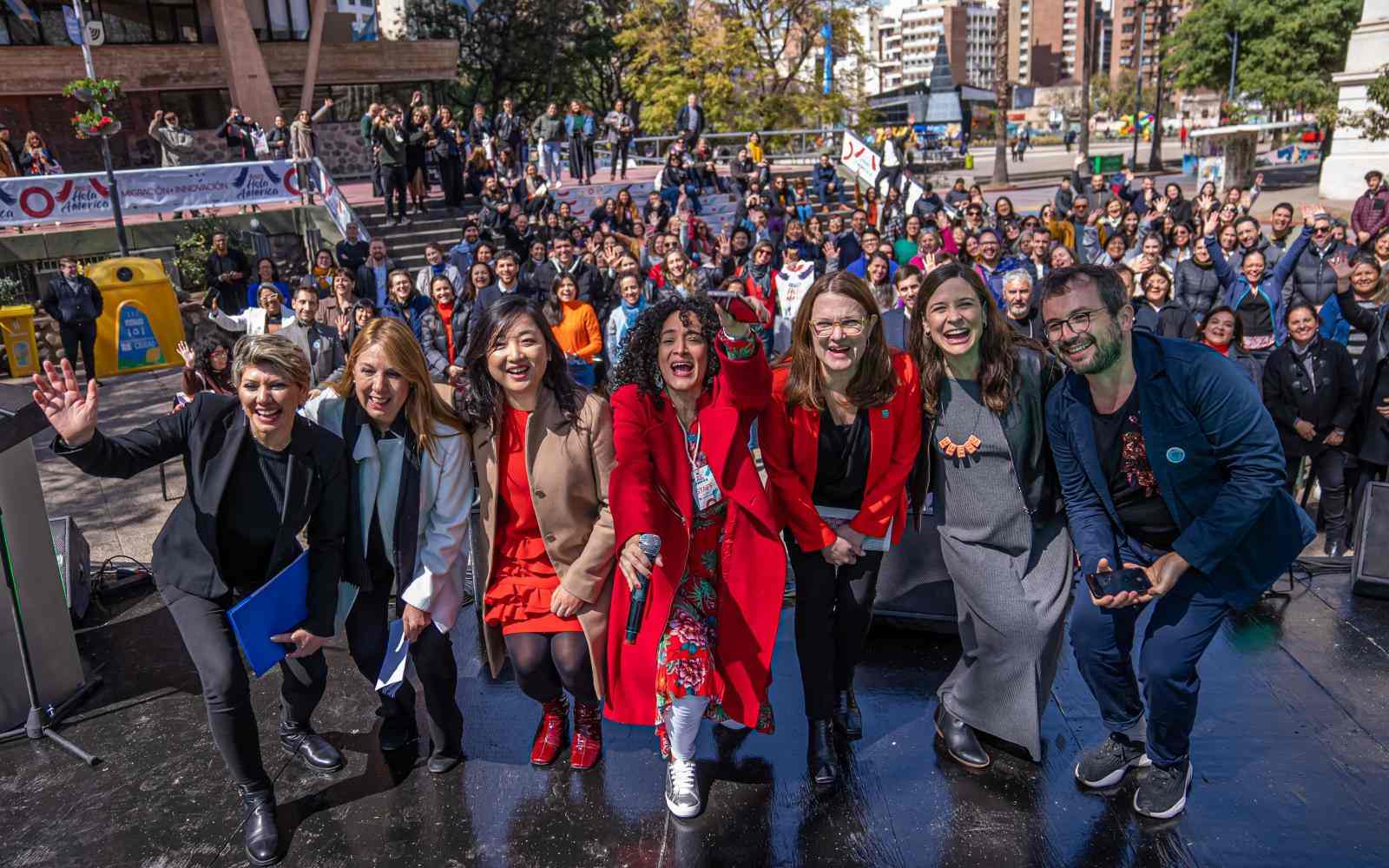 Festival Hola América